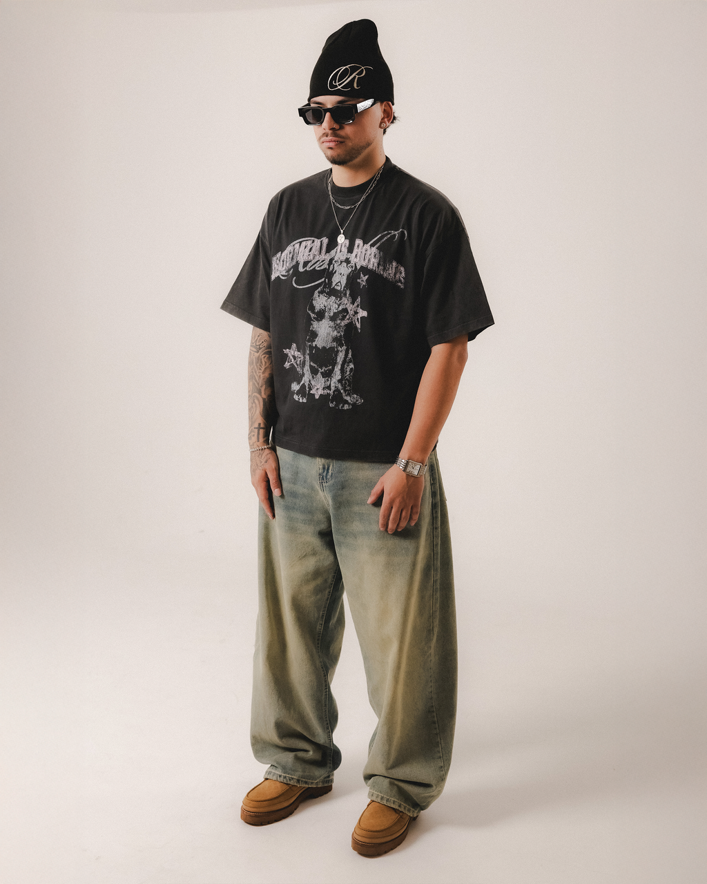 CAMISETA NEGRA ATELIER