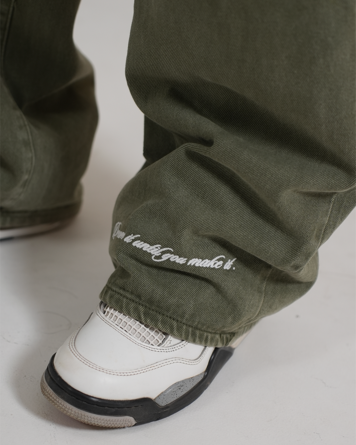 MATCHA VINTAGE WASH JEANS