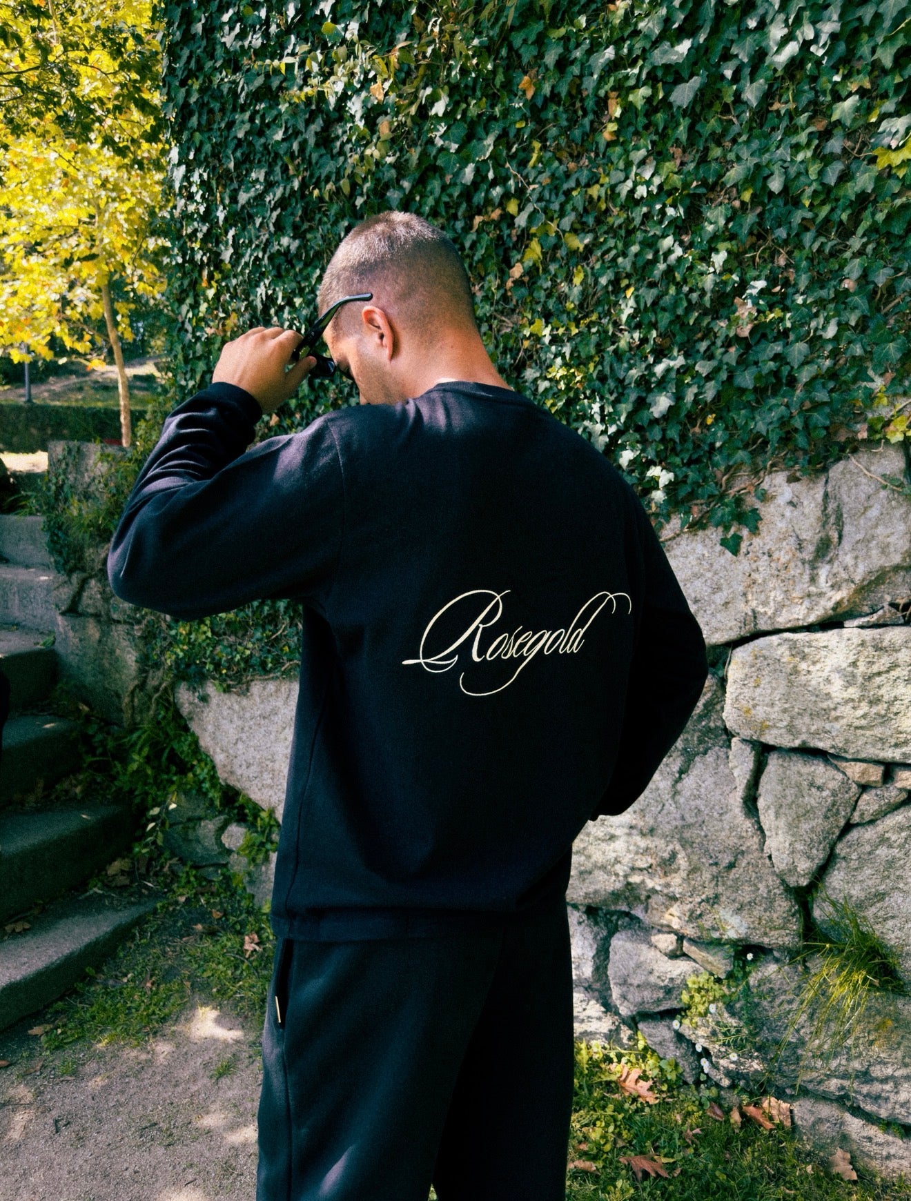 CORE BLACK LONGSLEEVE