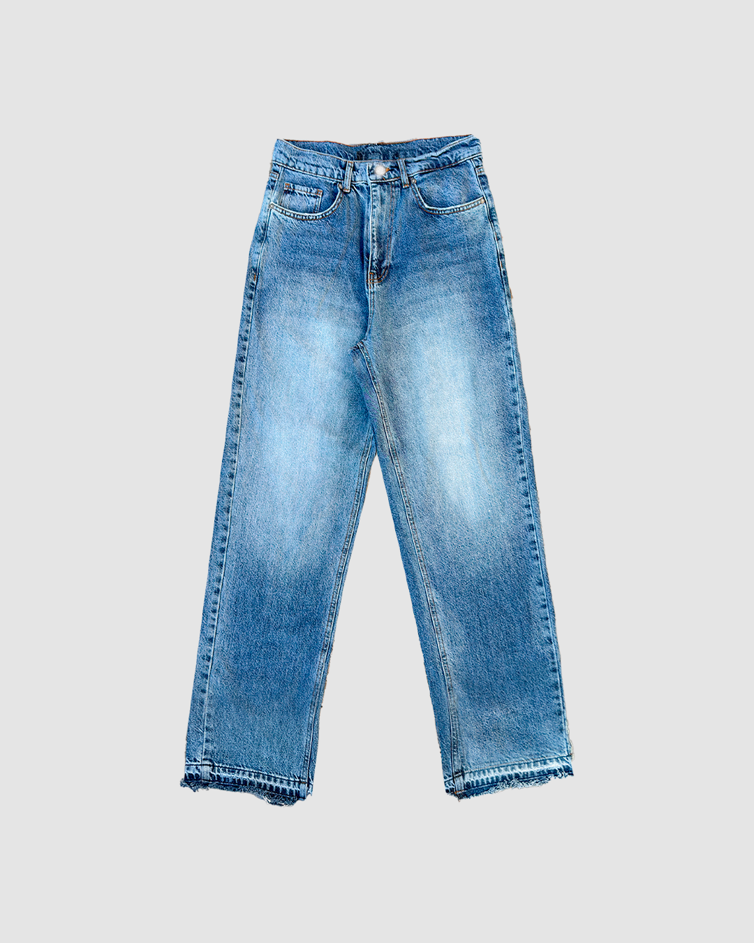 DENIM STRAIGHT JEANS